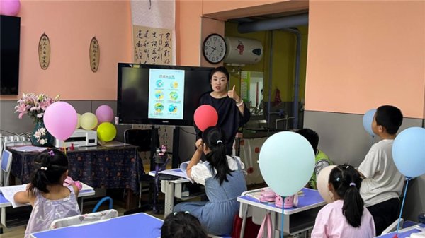 信德 内蒙古乌兰浩特市总工会暑期爱心托管解职工后顾之忧
