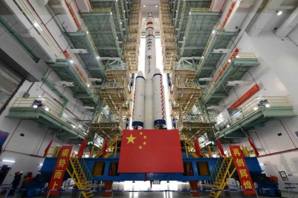 宏盛证券 神舟二十一号升空！现在的问题是，导师上天了，组会还开吗？